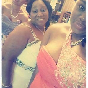 Meet your Posher, Alexia