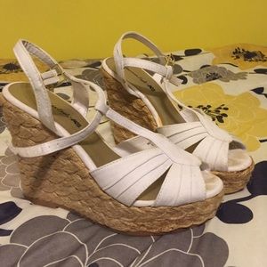 American eagle wedges