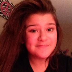 Meet your Posher, Brooke