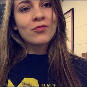 Meet your Posher, Hailey