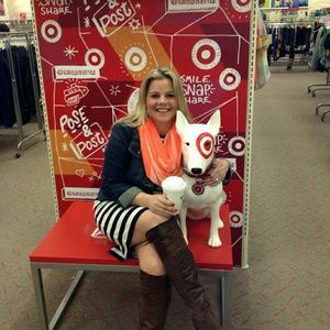 Meet your Posher, Mikella