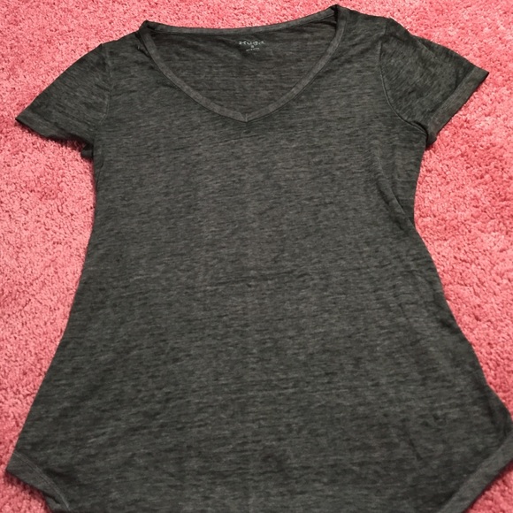 Black cotton/polyester short sleeve shirt
