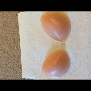 Strapless adhesive bra