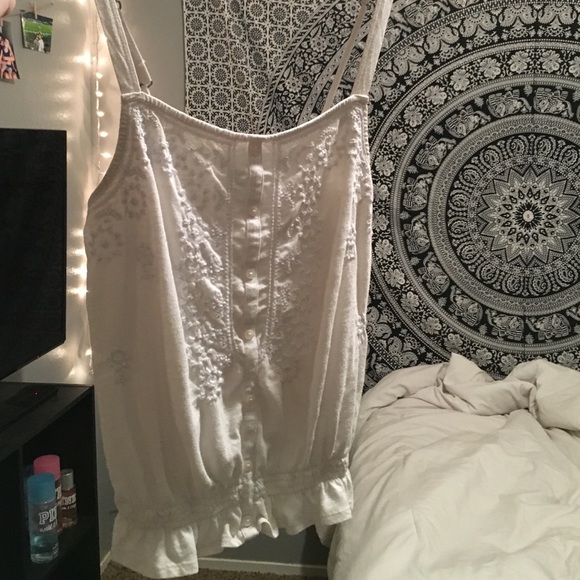 WHITE TANK TOP