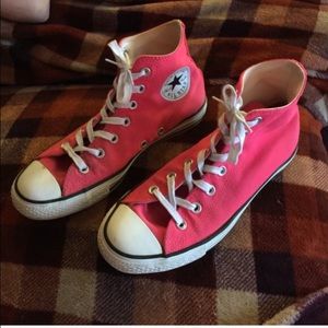 Pink converse