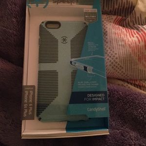 iPhone speck case