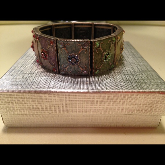 Vintage Stretch Bracelet