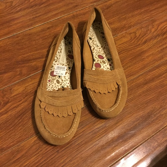 Flats - Picture 3 of 4