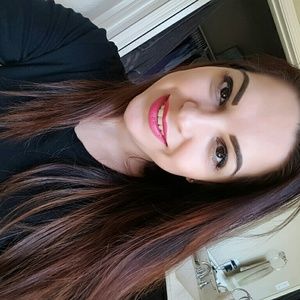 Meet your Posher, Veronica