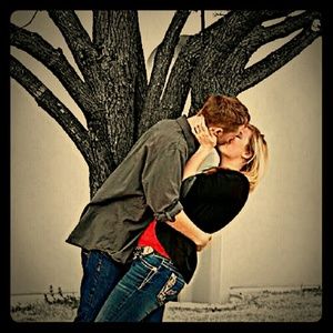 Meet your Posher, Maegan