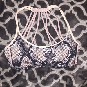 Lululemon lighten up sports bra