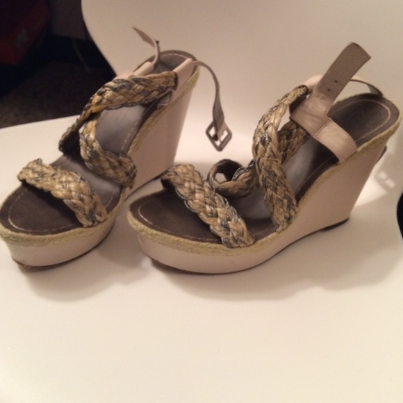 Vince Camuto Wedges