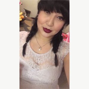 Meet your Posher, Alondra