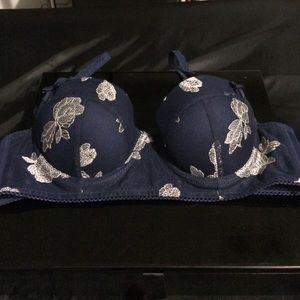 Aerie push up lace and floral bra.