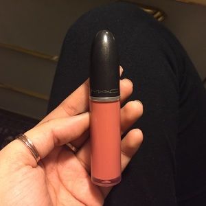 MAC retro matte liquid lipcolour