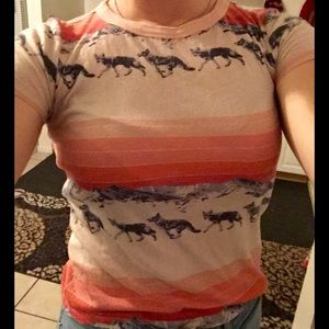Fitted wolves and stripes t-shirt