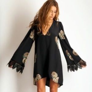 Stone Cold Fox Boardwalk Bell Sleeve Dress