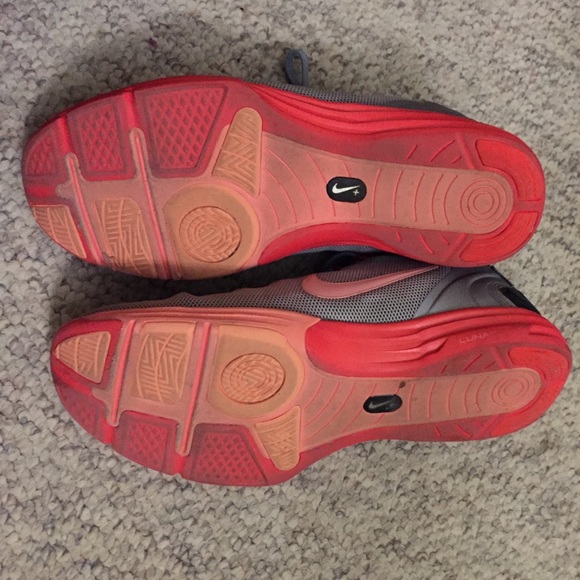 Nike Running Shoes Training Size 5.5 - Picture 3 of 4