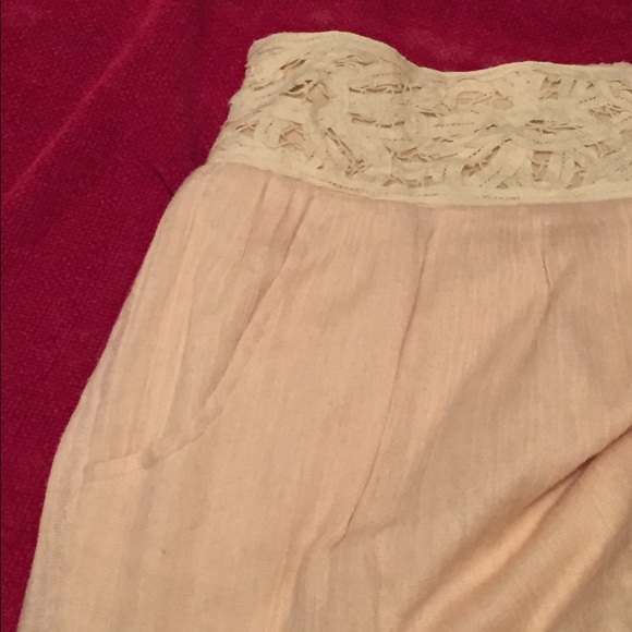 SOLD/BUNDLE- People Shorts - M - Picture 2 of 4