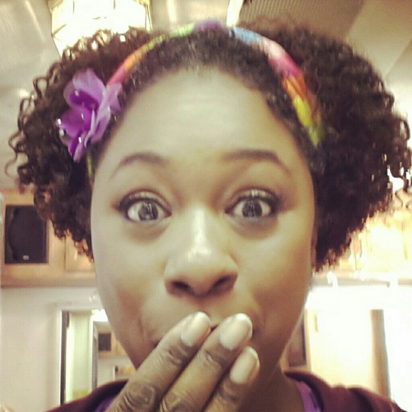 Meet your Posher, NJ! - Picture 3 of 6