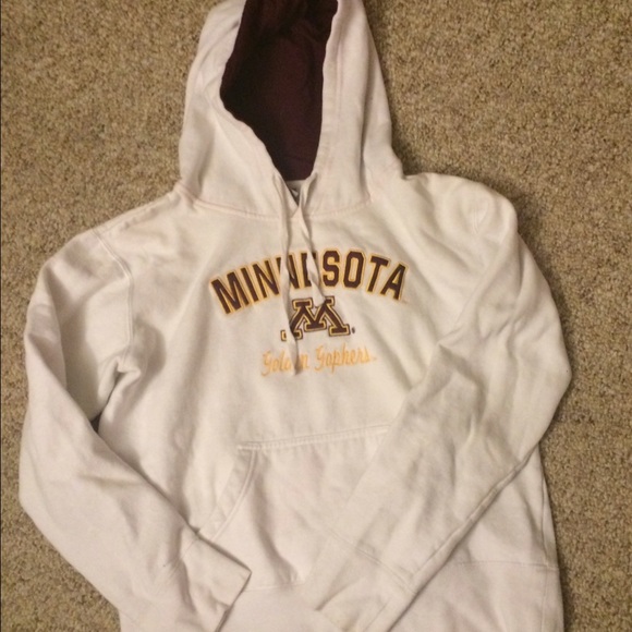 Minnesota gophers sweatshirt