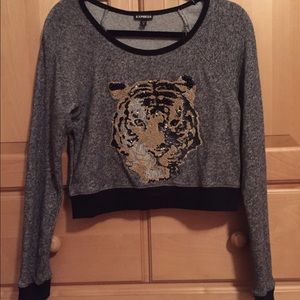 Cute slightly cropped tiger long sleeve
