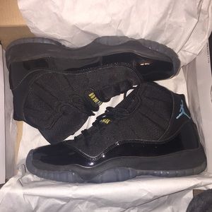 AIR JORDAN RETRO 11 - GAMMA