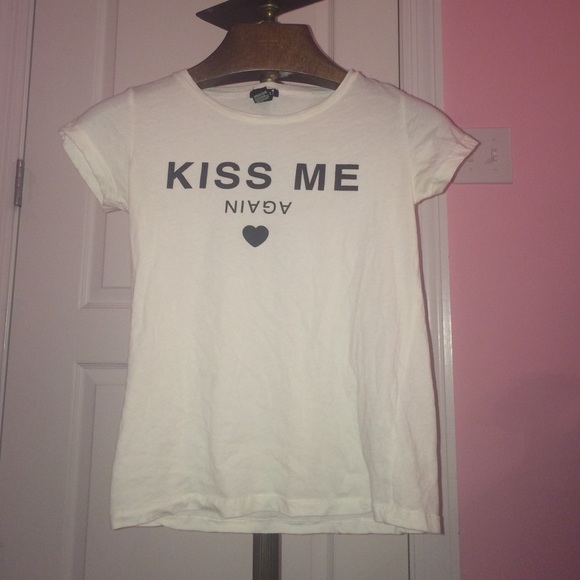 White graphic tee - Picture 1 of 3