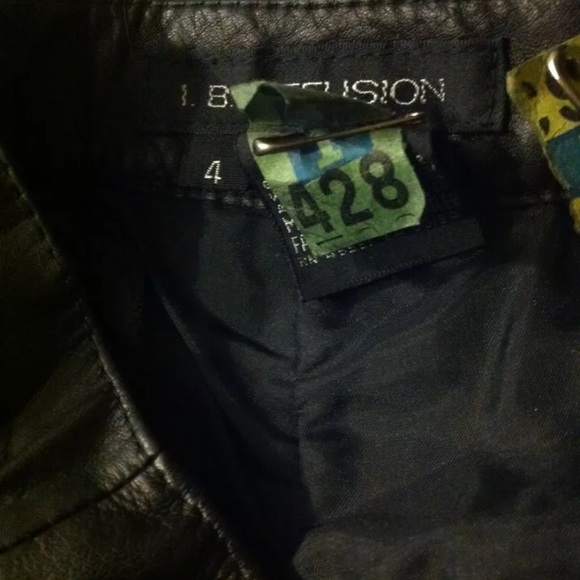 IB Diffusion black leather pants so 4 - Picture 3 of 4