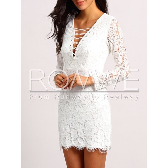 •white laced dress•