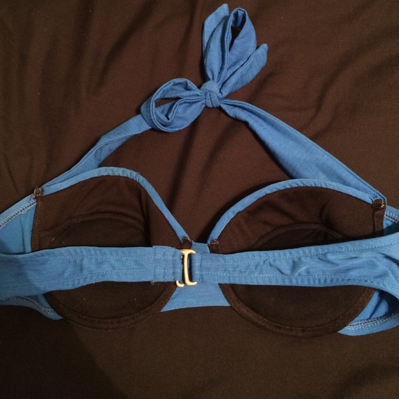 blue bikini - Picture 4 of 4