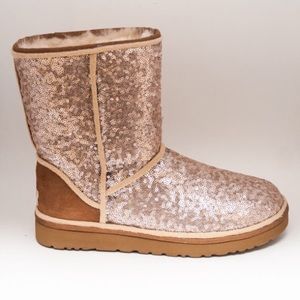 CUSTOM UGGS
