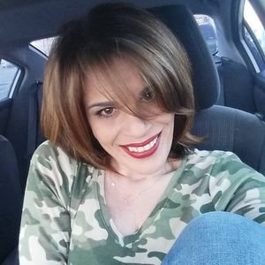 Meet your Posher, Gina