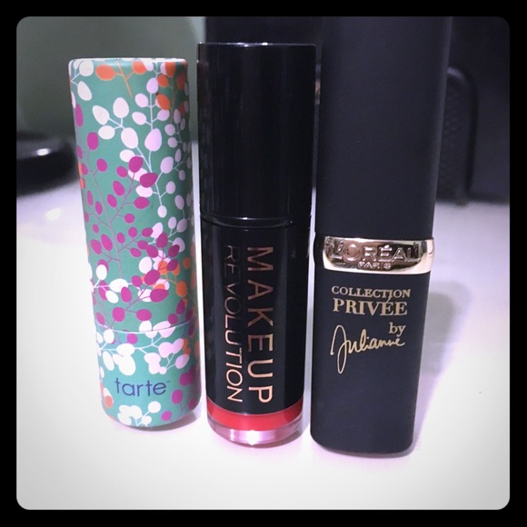 LIPSTICK BUNDLE ✨