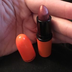 Mac Neo Sci-Fi Colletion Sci-Fi-Delity Lipstick