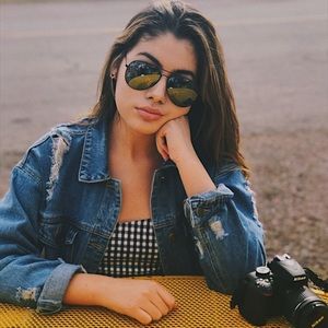 Meet your Posher, Audrey