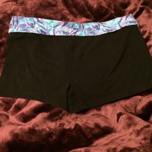 Purple and Blue tie-dye Yoga Shorts - Picture 2 of 3