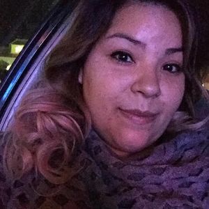 Meet your Posher, Connie