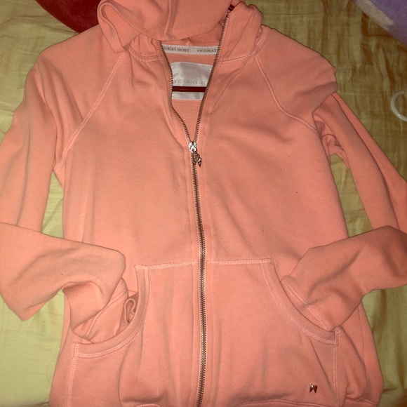VS SWEATER
