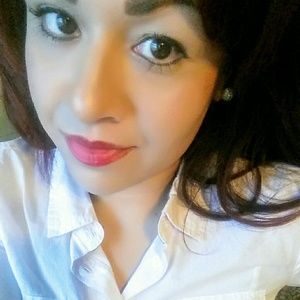 Meet your Posher, Norma