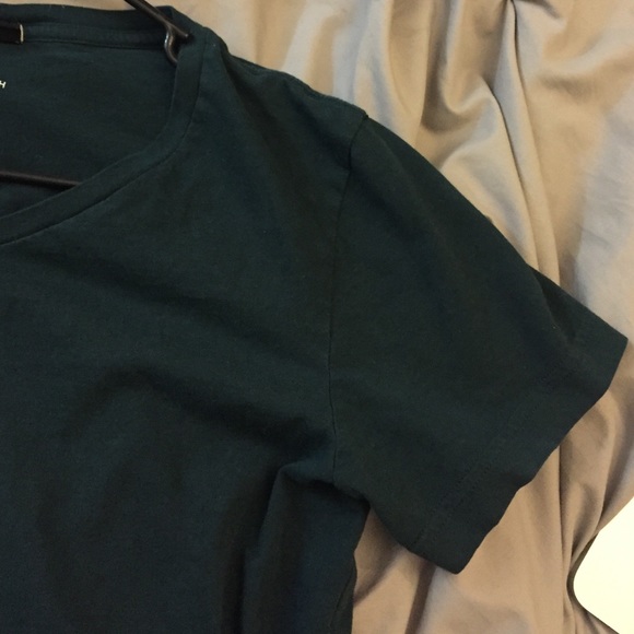 V Neck Tee - Picture 2 of 2