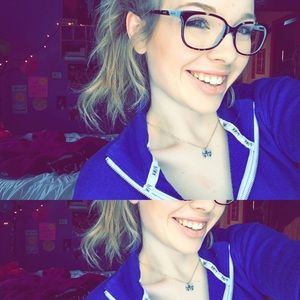 Meet your Posher, Lexi