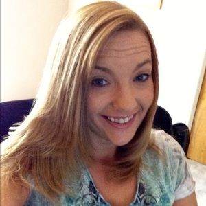 Meet your Posher, Shana