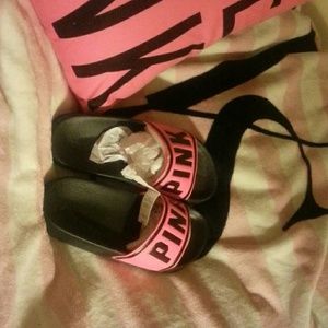 Victoria's Secret Pink Sandals 😍💜NWT