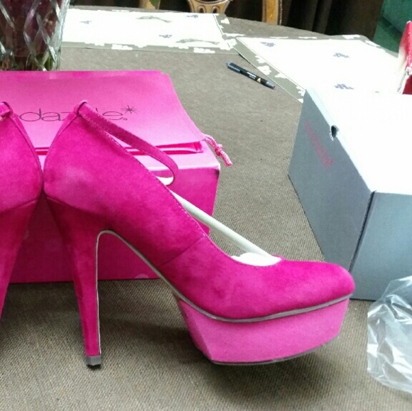 Pink heels with an anckle strap