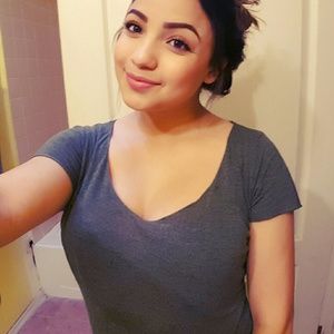 Meet your Posher, Jaqueline