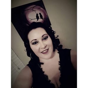 Meet your Posher, Dana