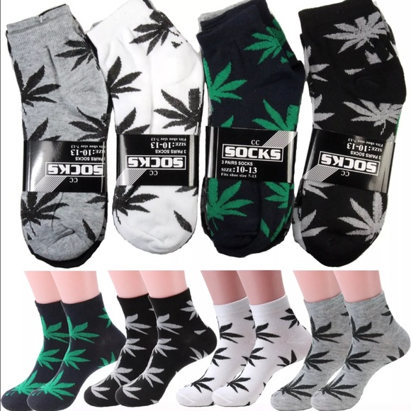 Marijaua Weed ankle socks . Black with grey plant - Picture 1 of 2