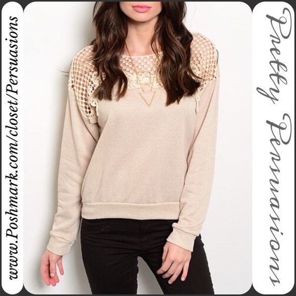 SOLD OUT🌻NWT Crochet Trim Plunging Back Sweater - Picture 2 of 2