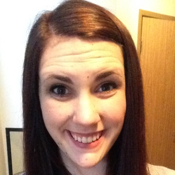 Meet your Posher, Cortney